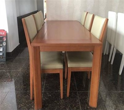 Bộ bàn ghế ăn gỗ tần bì đơn giản