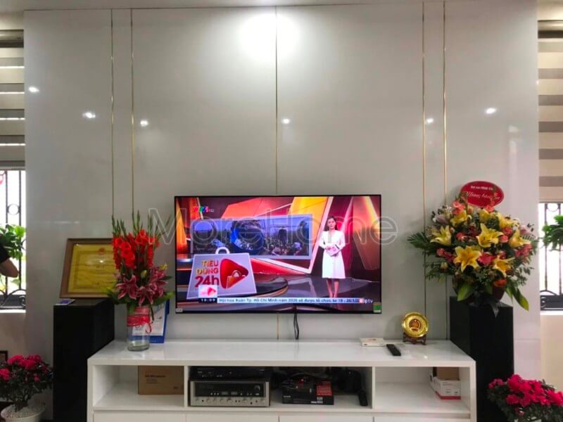 Thi công vách tivi tại phòng khách nhà lô phố hải phòng Thi công nội thất phòng khách cao cấp